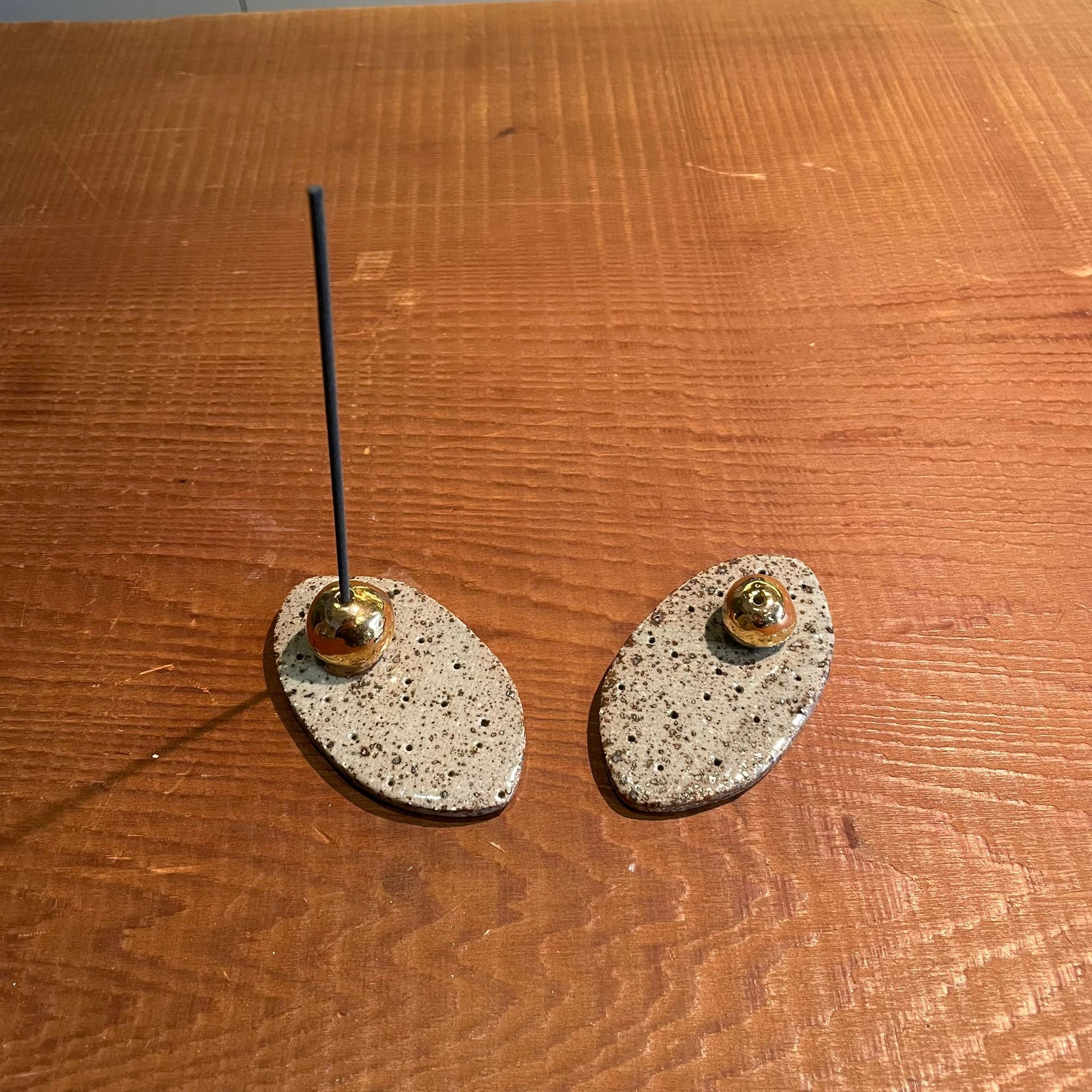 Leaf Incense  Holder  by Bridget Bodenham リーフインセンスホルダー